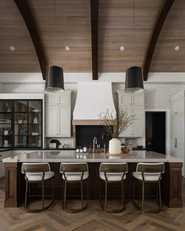 Apartment Linen Closet Organization Ideas: 10 Easy Ways to Transform ...